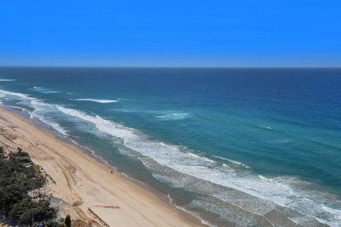 Surf 150 - Tweed Heads Accommodation 1
