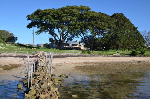 Ratcliff Cottage - Tweed Heads Accommodation 14
