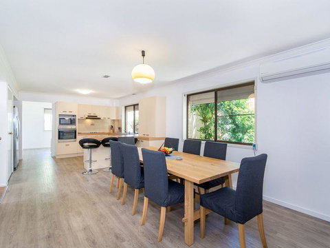 Island Homestay - Tweed Heads Accommodation 10