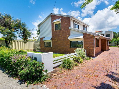 Island Homestay - Tweed Heads Accommodation 11