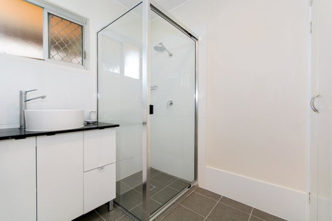 Lowset Sweetie, Central To Everything - Partridge St, Bongaree - Tweed Heads Accommodation 11
