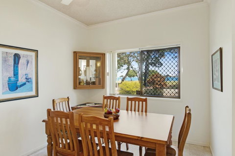 Keith\'s Place, 1 Of The 3 Most Popular Units On Bribie - Tweed Heads Accommodation 26