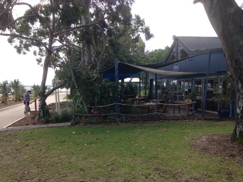 Keith\'s Place, 1 Of The 3 Most Popular Units On Bribie - Tweed Heads Accommodation 39
