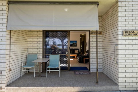 Keith\'s Place, 1 Of The 3 Most Popular Units On Bribie - Tweed Heads Accommodation 19
