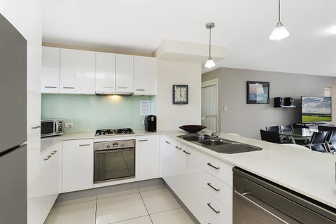 Keith's Sister - Tweed Heads Accommodation 7