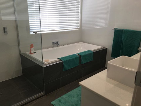 Modern Beach Villa - Tweed Heads Accommodation 7