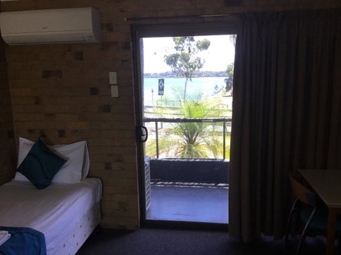 Bribie Waterways Motel - Tweed Heads Accommodation 13