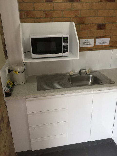 Bribie Waterways Motel - Tweed Heads Accommodation 30