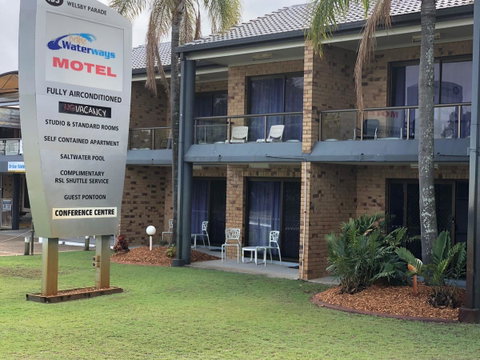 Bribie Waterways Motel - Tweed Heads Accommodation 9