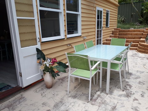 Retro Beach Flat - Tweed Heads Accommodation 0