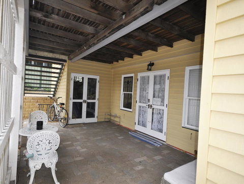 Retro Beach Flat - Tweed Heads Accommodation 2