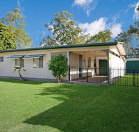 Lowset pet friendly cottage - Sunset Ave Bongaree - Tweed Heads Accommodation