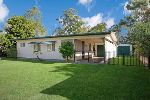 Lowset, Pet Friendly Cottage - Sunset Ave, Bongaree - Tweed Heads Accommodation 0