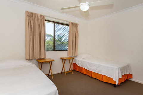 Spacious Unit Overlooking Moreton Bay - Boyd St, Woorim - Tweed Heads Accommodation 2