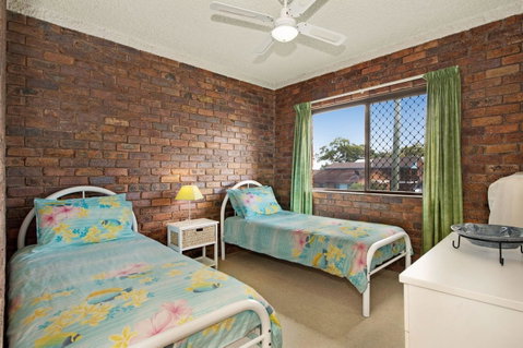 Waterviews,Pool, Wifi Its All Here !- Welsby Pde, Bongaree - Tweed Heads Accommodation 23