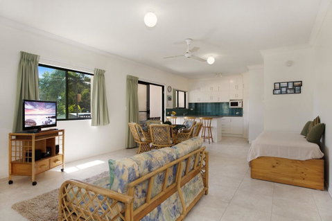 Quiet Location Across From Waterfront - South Esp, Bongaree - Tweed Heads Accommodation 12