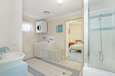 Quiet Location Across From Waterfront - South Esp, Bongaree - Tweed Heads Accommodation 15