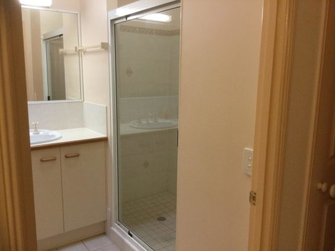 Private Canal Duplex With Pontoon - Oleander Drive, Bongaree - Tweed Heads Accommodation 5