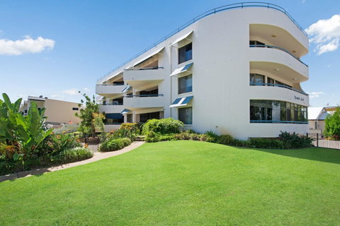 Everything You Need Including A Pool! Karoonda Sands Apartments - Tweed Heads Accommodation 10