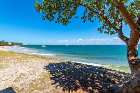 First Floor, Air Conditioned, Free Wi-Fi! - Tweed Heads Accommodation 9