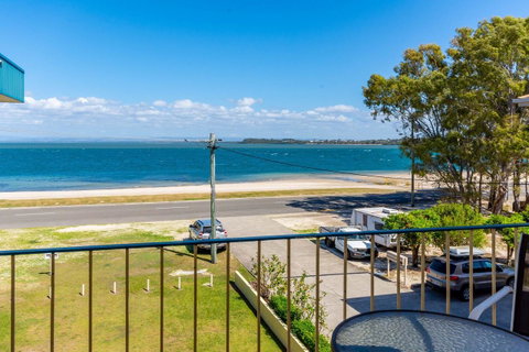 Fantastic Views From This Top Floor Unit! - Tweed Heads Accommodation 4