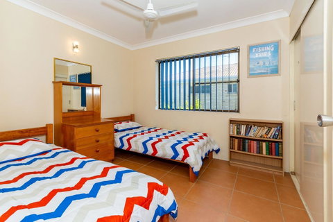 Fantastic Views From This Top Floor Unit! - Tweed Heads Accommodation 7