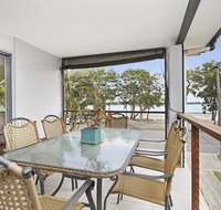 Fishing and Swimming at your doorstep - Sylvan Beach Esp Bellara - Tweed Heads Accommodation