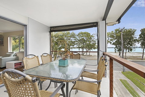Fishing And Swimming At Your Doorstep - Sylvan Beach Esp, Bellara - Tweed Heads Accommodation 0