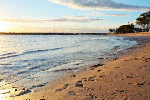 Spacious Unit With Views Of Pumicestone - Wattle Ave, Bongaree - Tweed Heads Accommodation 11