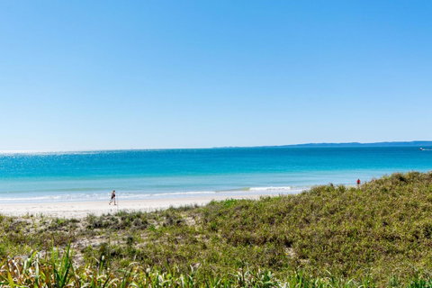 Short Stroll To Surf Beach - North Street, Woorim - Tweed Heads Accommodation 8