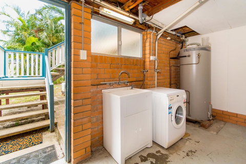 Short Stroll To Surf Beach - North Street, Woorim - Tweed Heads Accommodation 1