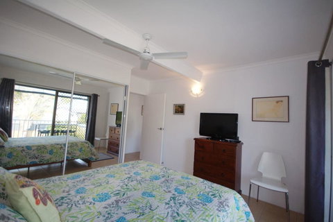 Bird Song - Tweed Heads Accommodation 13