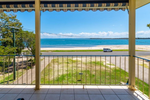 Water Views - Top Floor -Clearview Apartments South Esp, Bongaree - Tweed Heads Accommodation 8