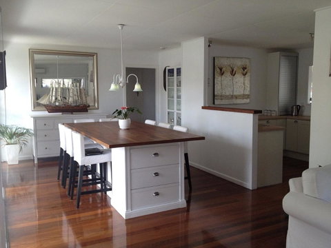 Hampton Cottage- Delightful Cottage Bring Your Dog! - Tweed Heads Accommodation 5