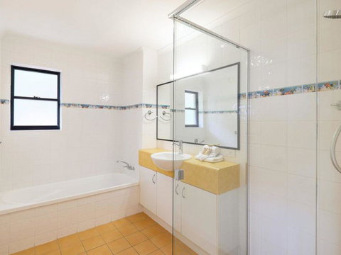 Mooloomba Five - Tweed Heads Accommodation 12