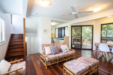 Point Break Beach House - Tweed Heads Accommodation 2