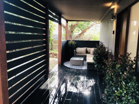 'Carinya' Coastal Cottage - Tweed Heads Accommodation 1
