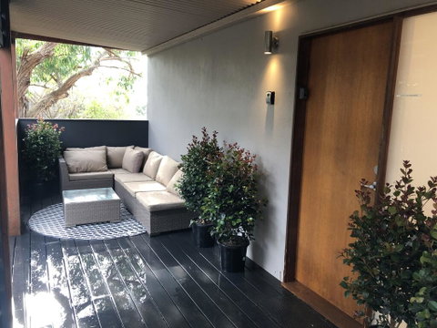 'Carinya' Coastal Cottage - Tweed Heads Accommodation 2
