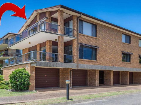 'COLUMBIA VIEWS', 2/9 COLUMBIA CLOSE - AIRCON, WIFI, NETFLIX, VIEWS & BOAT PARKING - Tweed Heads Accommodation 0
