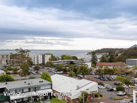 1 'Seaview', 9 Church Street - Huge Air Conditioned Unit With Lift & WIFI - Tweed Heads Accommodation 0