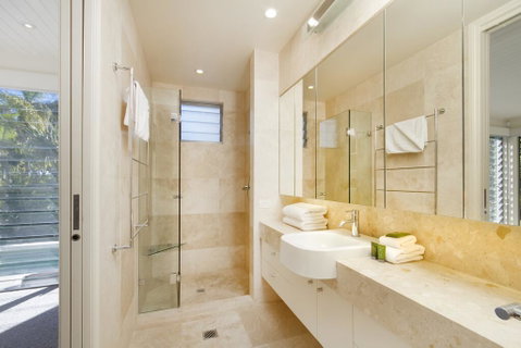 1/11 Angler Street - Tweed Heads Accommodation 3