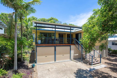 10 Naiad Court -Beach Retreat In The Bush - Tweed Heads Accommodation 1