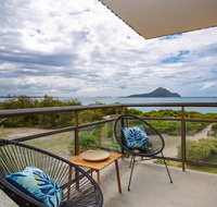 11 'Intrepid'  3 Intrepid Close - Absolute Beachfront Bliss - Tweed Heads Accommodation