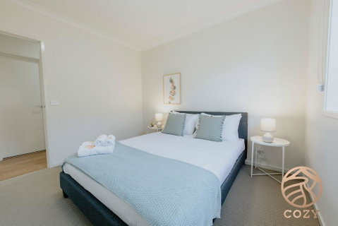 118 Refreshing 3BR Werribee Family House - Tweed Heads Accommodation 2