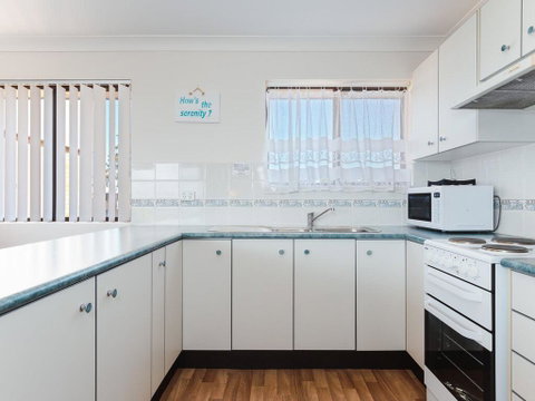 12 'Intrepid' 3 Intrepid Close - Right On The Beachfront - Tweed Heads Accommodation 1