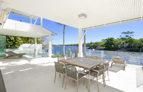 12 Noosa Parade - Tweed Heads Accommodation 2