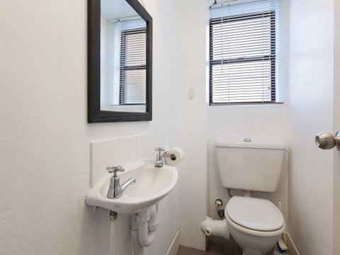 13 'INTREPID', 3 INTREPID CL - FANTASTIC UNIT WITH STUNNING WATER VIEWS - Tweed Heads Accommodation 3