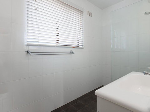 13 'INTREPID', 3 INTREPID CL - FANTASTIC UNIT WITH STUNNING WATER VIEWS - Tweed Heads Accommodation 2