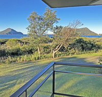 14 'Intrepid' 3 Intrepid Close - Unlimited magnificent water views - Tweed Heads Accommodation