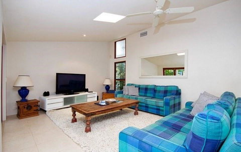 14 Ravenwood Drive - Tweed Heads Accommodation 3